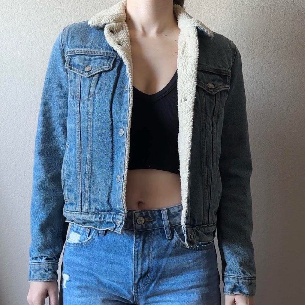 Levi's Blue Denim Jacket with Sherpa Lining